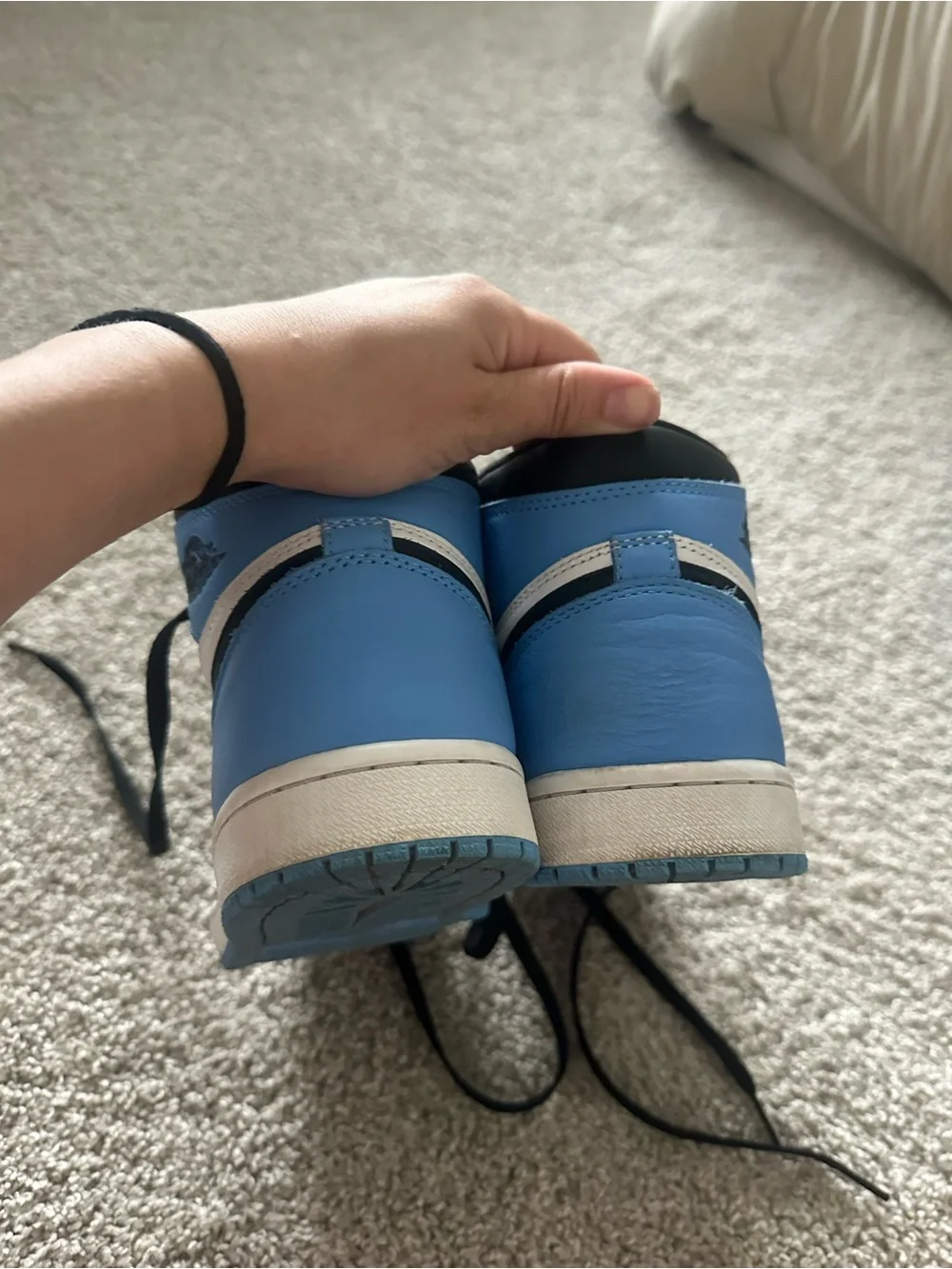 Jordan 1 high UNC toe size men's 7/womens 8.5